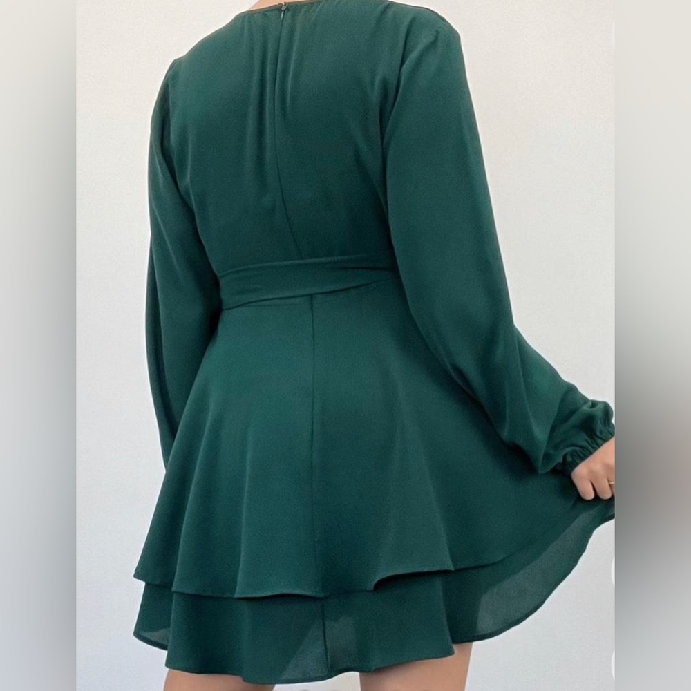Long Sleeve Mini Wrap Dress with Belt. NWOT. Sz: L. Forest Green Color. - Picture 11 of 12